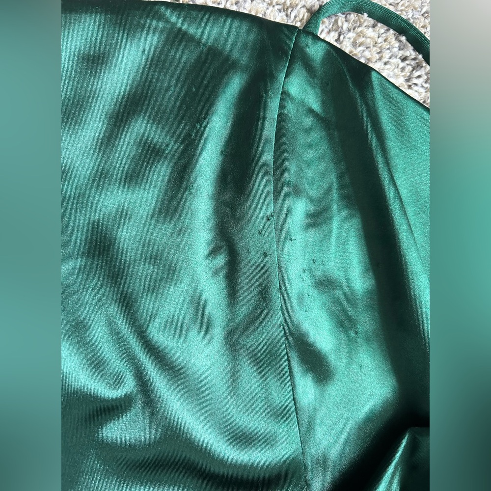 5/$25 Emerald Sundae gorgeous Bodycon mini dress with faux wrap size medium - Picture 8 of 8